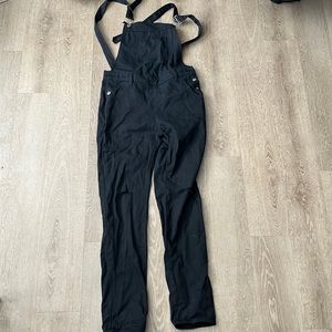 women’s black overalls